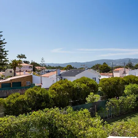 Hébergement de vacances Joivy 3-br With Terrace And Garden In Colares *