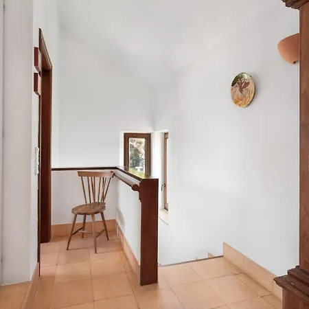 Гостевой дом Guestready - Peaceful Beach Villa W/ Parking