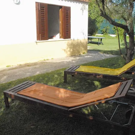 Guestready - Peaceful Beach Villa W/ Parking 3* Прая-даш-Масанш