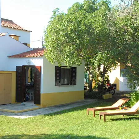 Guestready - Peaceful Beach Villa W/ Parking 3* Прая-даш-Масанш