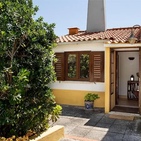 Гостевой дом Guestready - Peaceful Beach Villa W/ Parking 3*