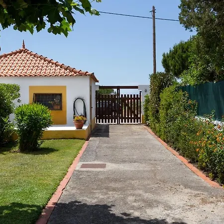 Guestready - Peaceful Beach Villa W/ Parking Прая-даш-Масанш